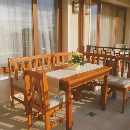 Golden Sands-beachfront Of Your Dreams Appartamento *